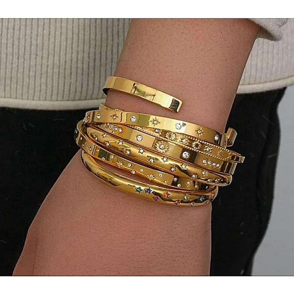 NEW Unisex Gold Plated 316L Simulated‎ Diamond Star Cuff Bracelet, Adjustable